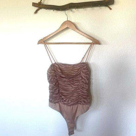 Tiger print bodysuit - Picture 2 of 2